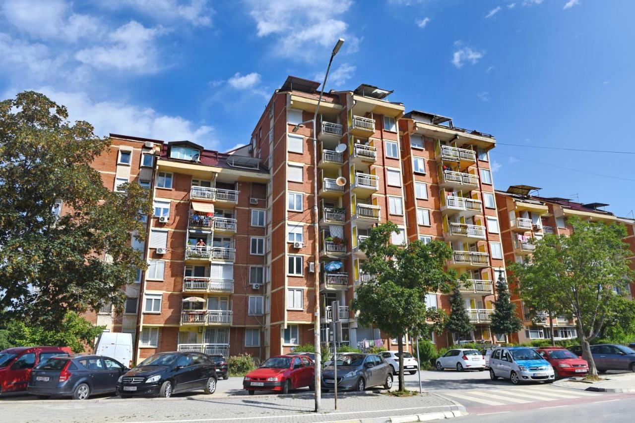 Sis 2 Bedroom 2 Bath With Free Parking In אוהריד מראה חיצוני תמונה