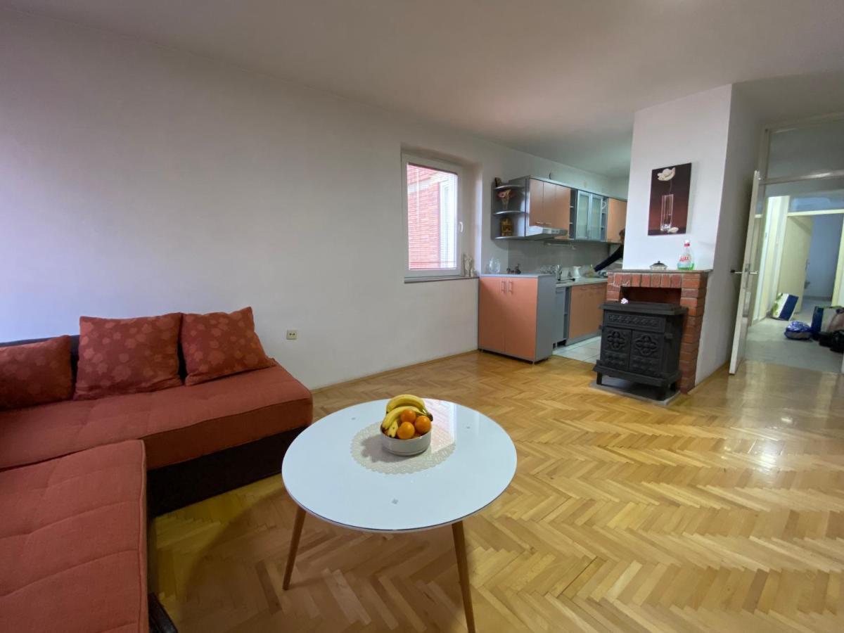 Sis 2 Bedroom 2 Bath With Free Parking In אוהריד מראה חיצוני תמונה