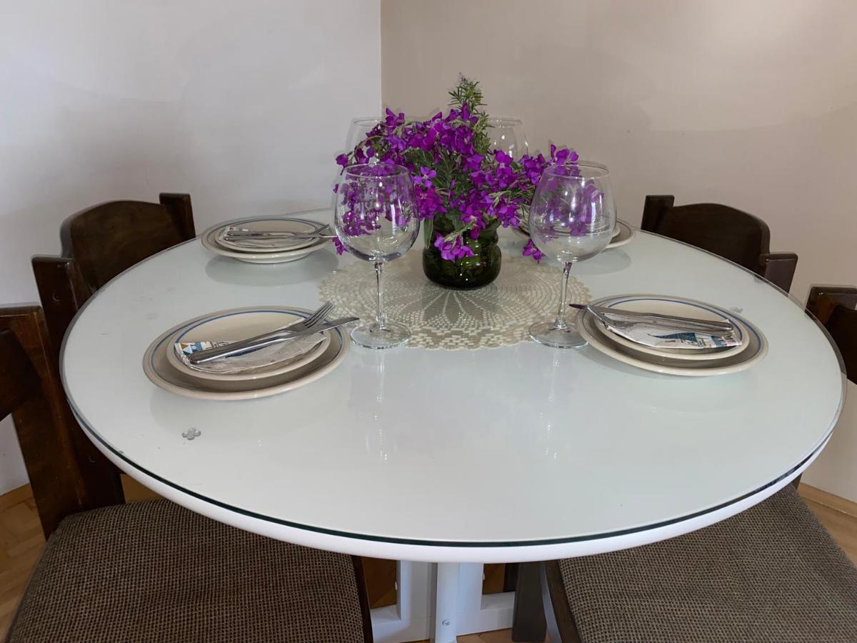 Sis 2 Bedroom 2 Bath With Free Parking In אוהריד מראה חיצוני תמונה