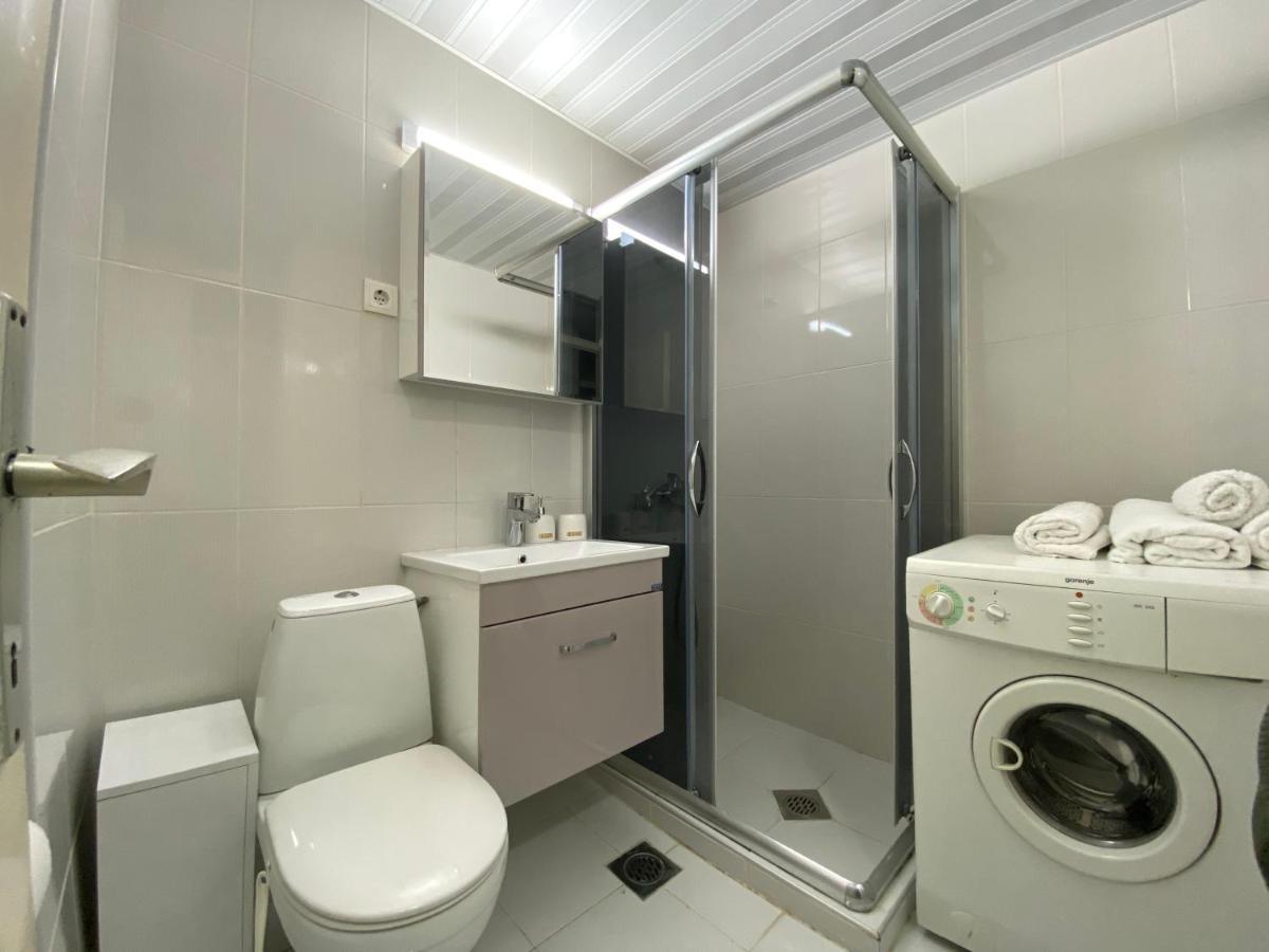Sis 2 Bedroom 2 Bath With Free Parking In אוהריד מראה חיצוני תמונה